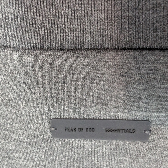 Essentials Sweatshirt Fear Of God Crew Neck Sweatshirt Gray Men's BNWT - Picture 11 of 16